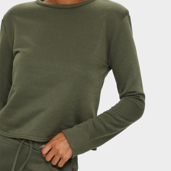 PrettyLittleThing Green Long Sleeve Shirt - Picture 5 of 5